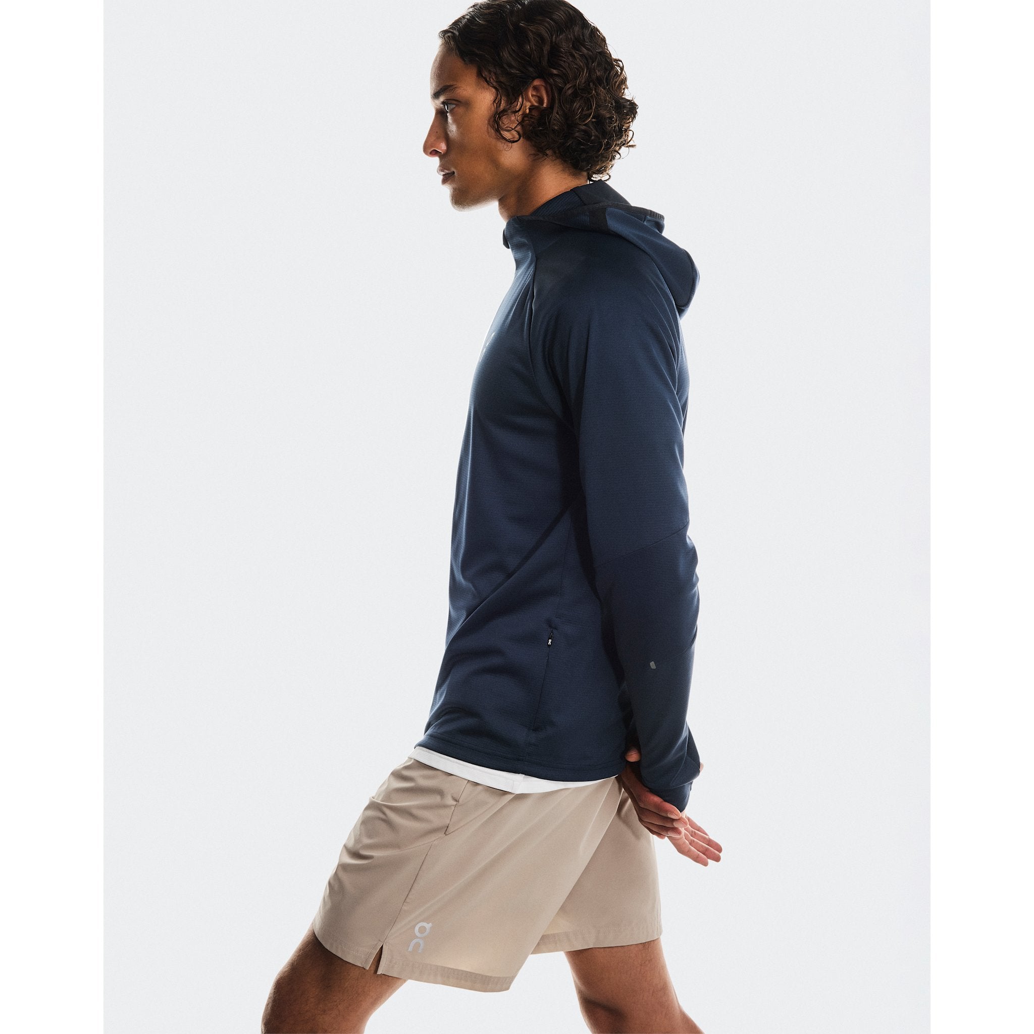 On 7" Core Shorts Desert