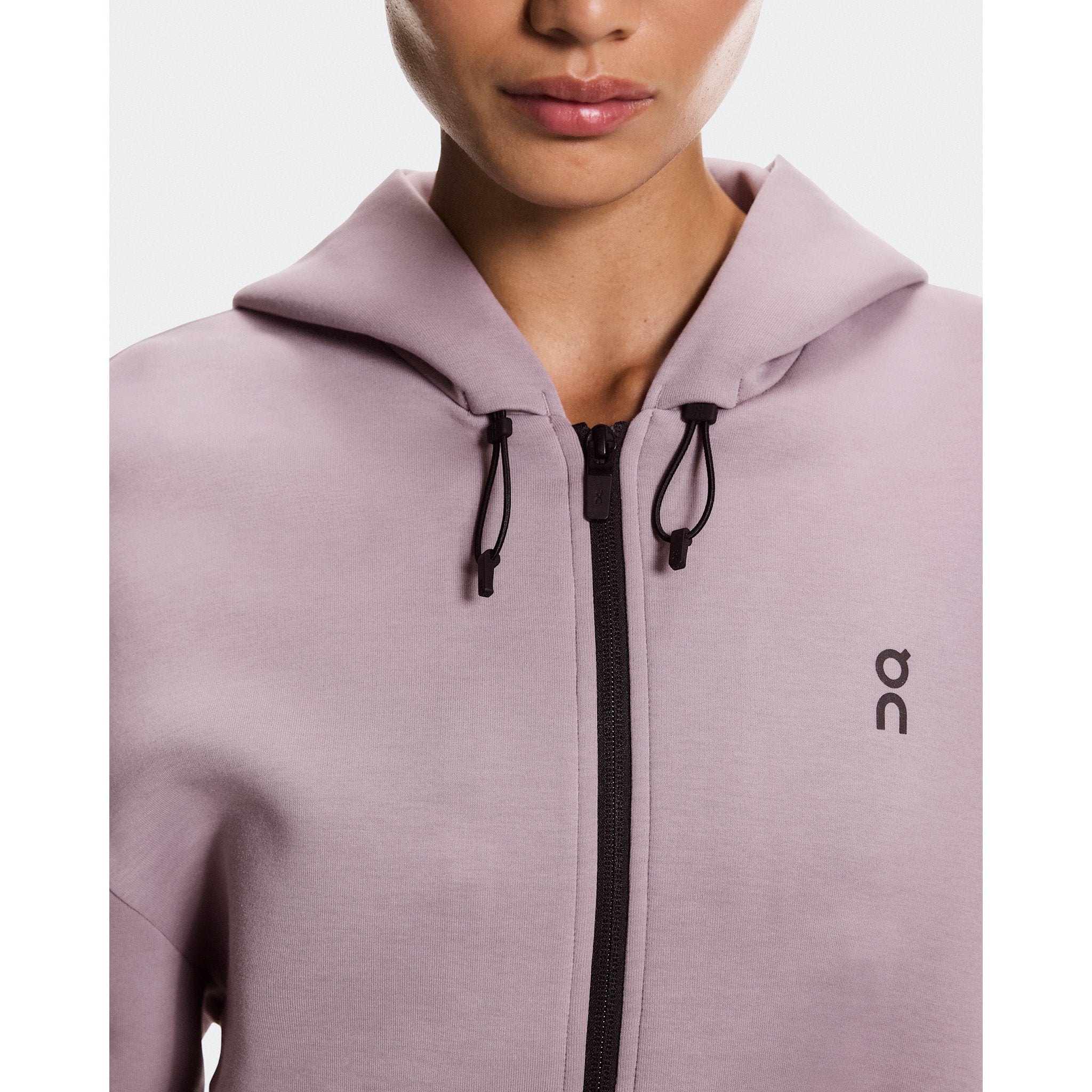 On Focus Tech Zip Hoodie Heron