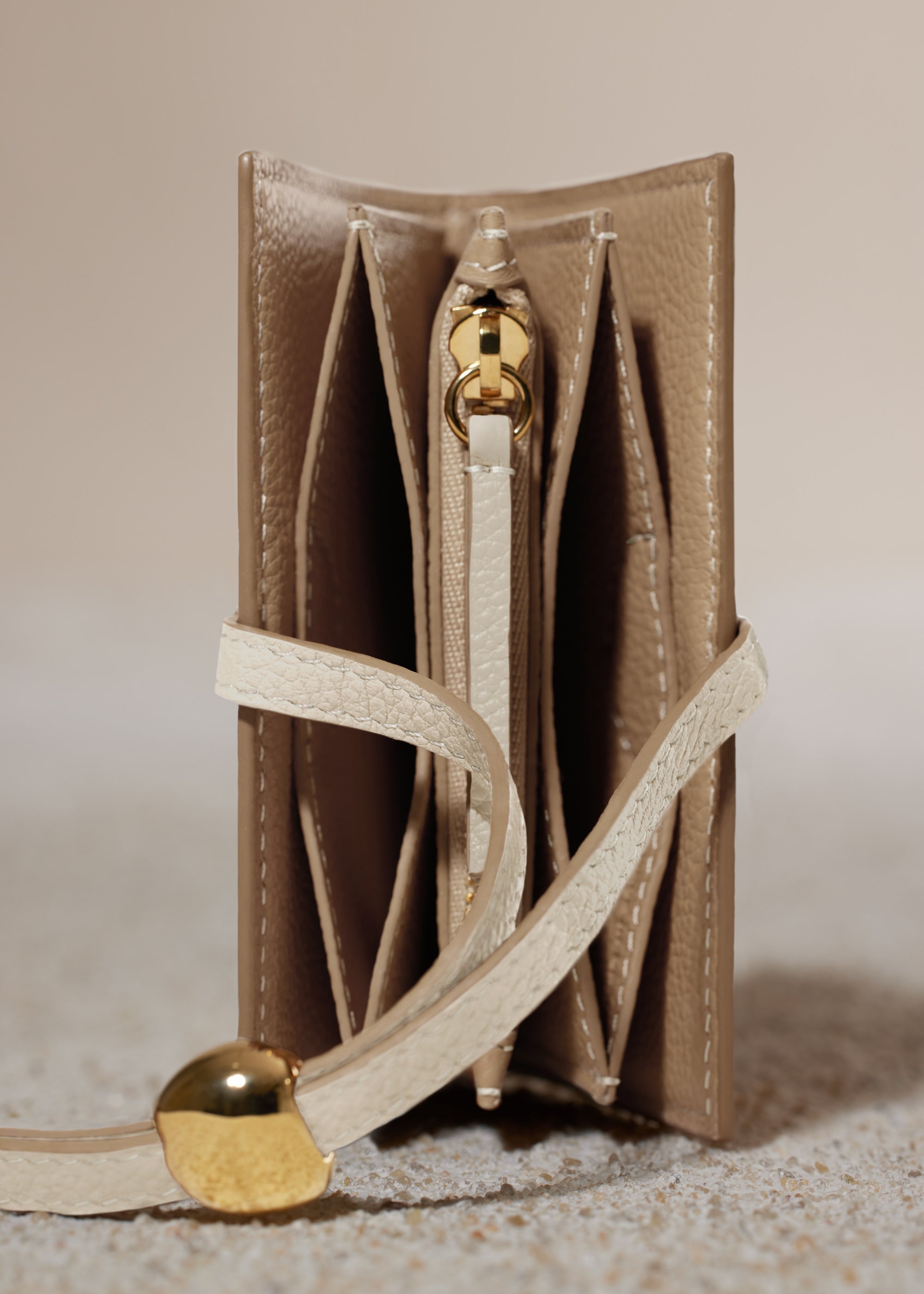 Polene Kayé Card Holder - Textured Duo Chalk