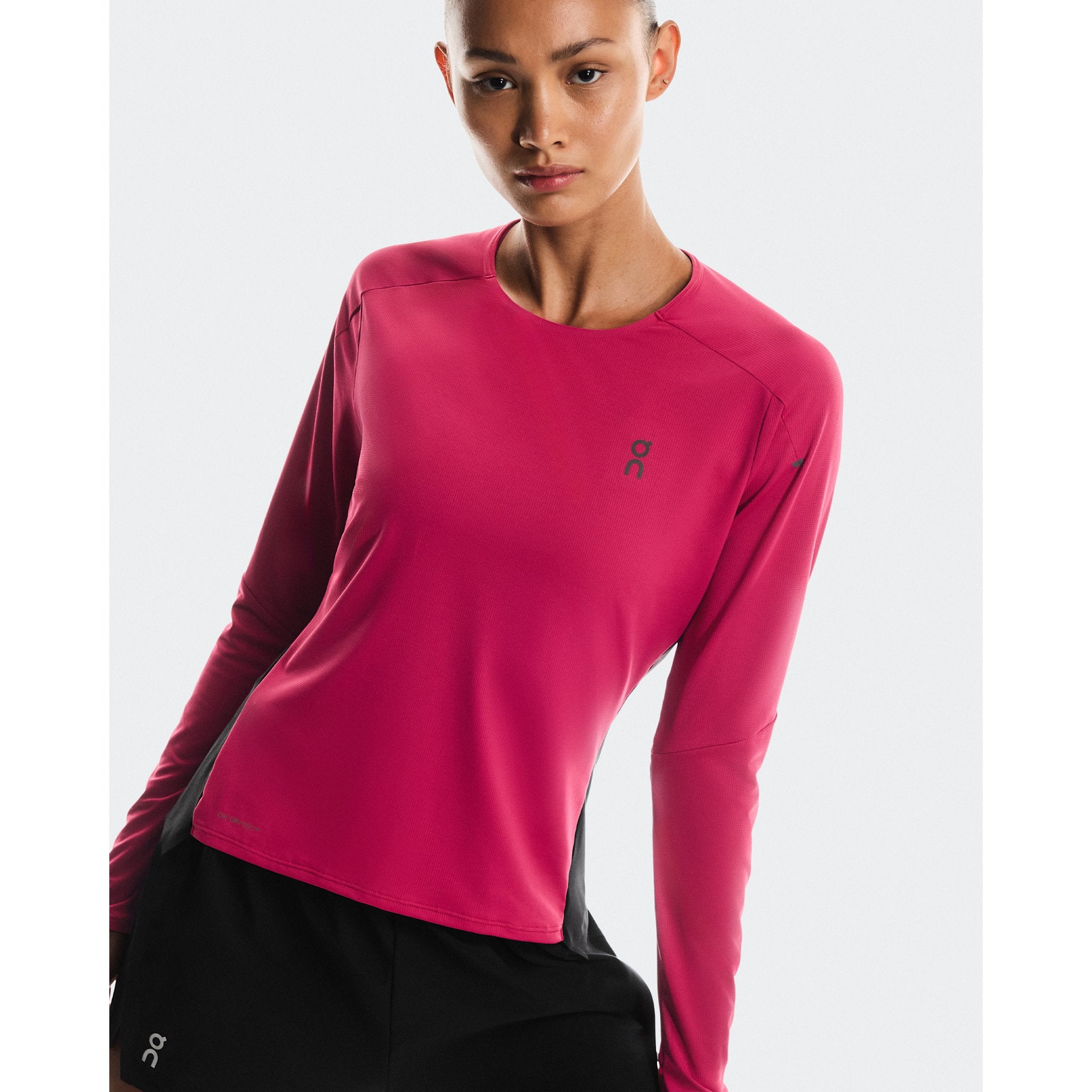 On Performance Long-T Grenadine | Black