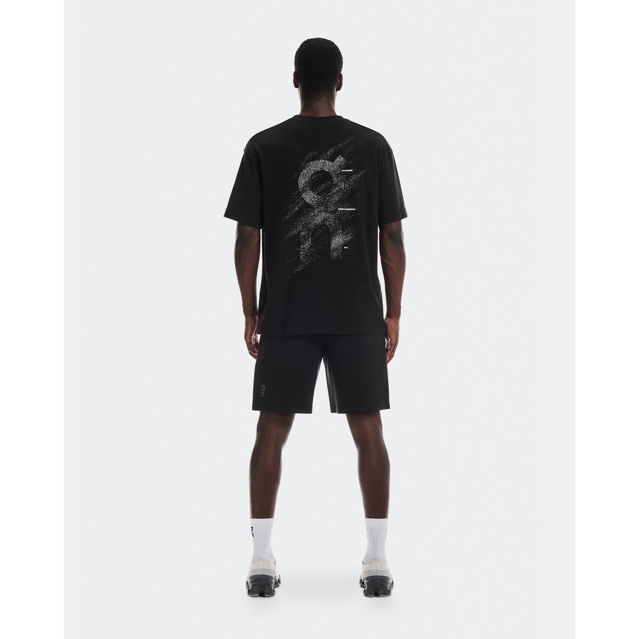 On Focus Tech Shorts Black