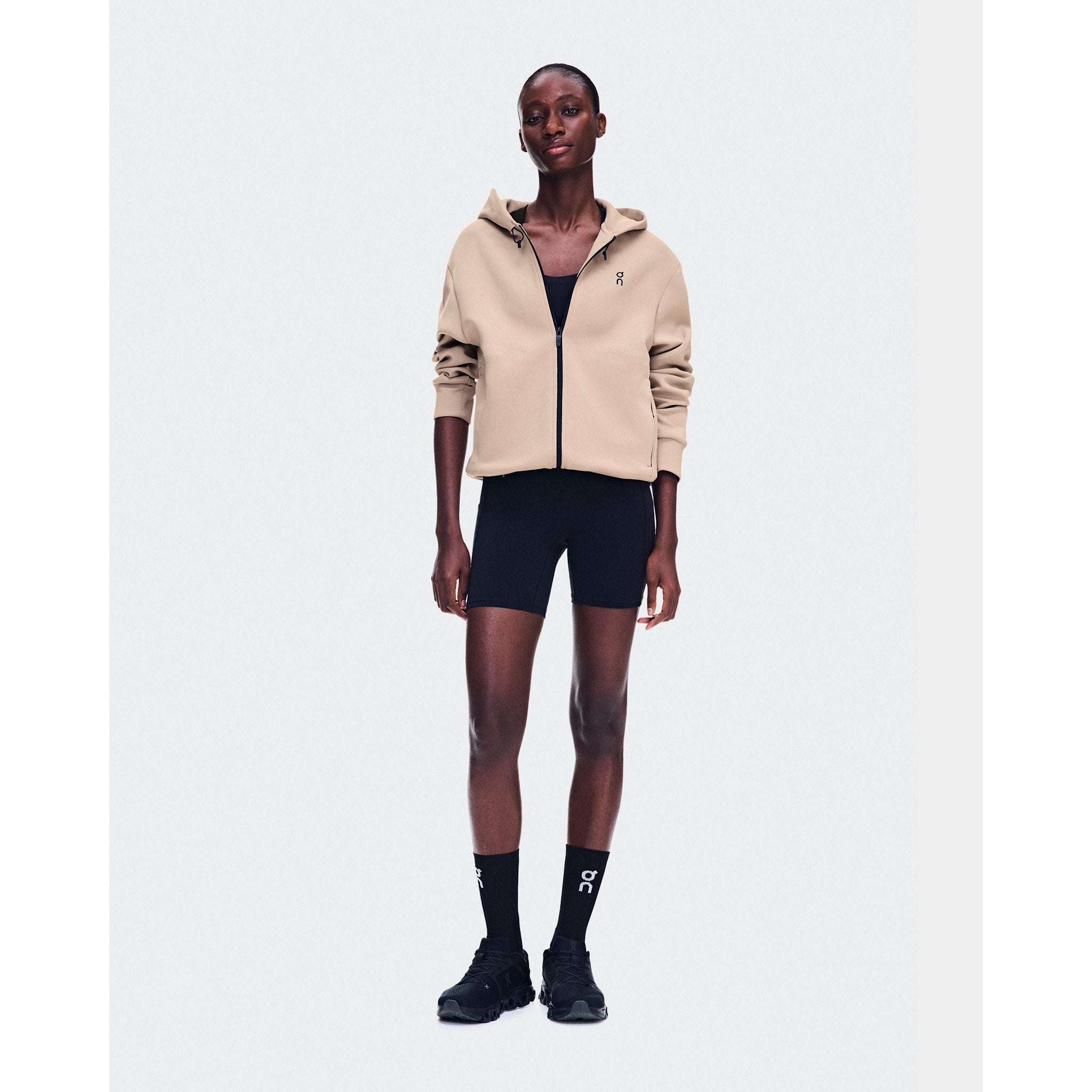 On Focus Tech Zip Hoodie Desert