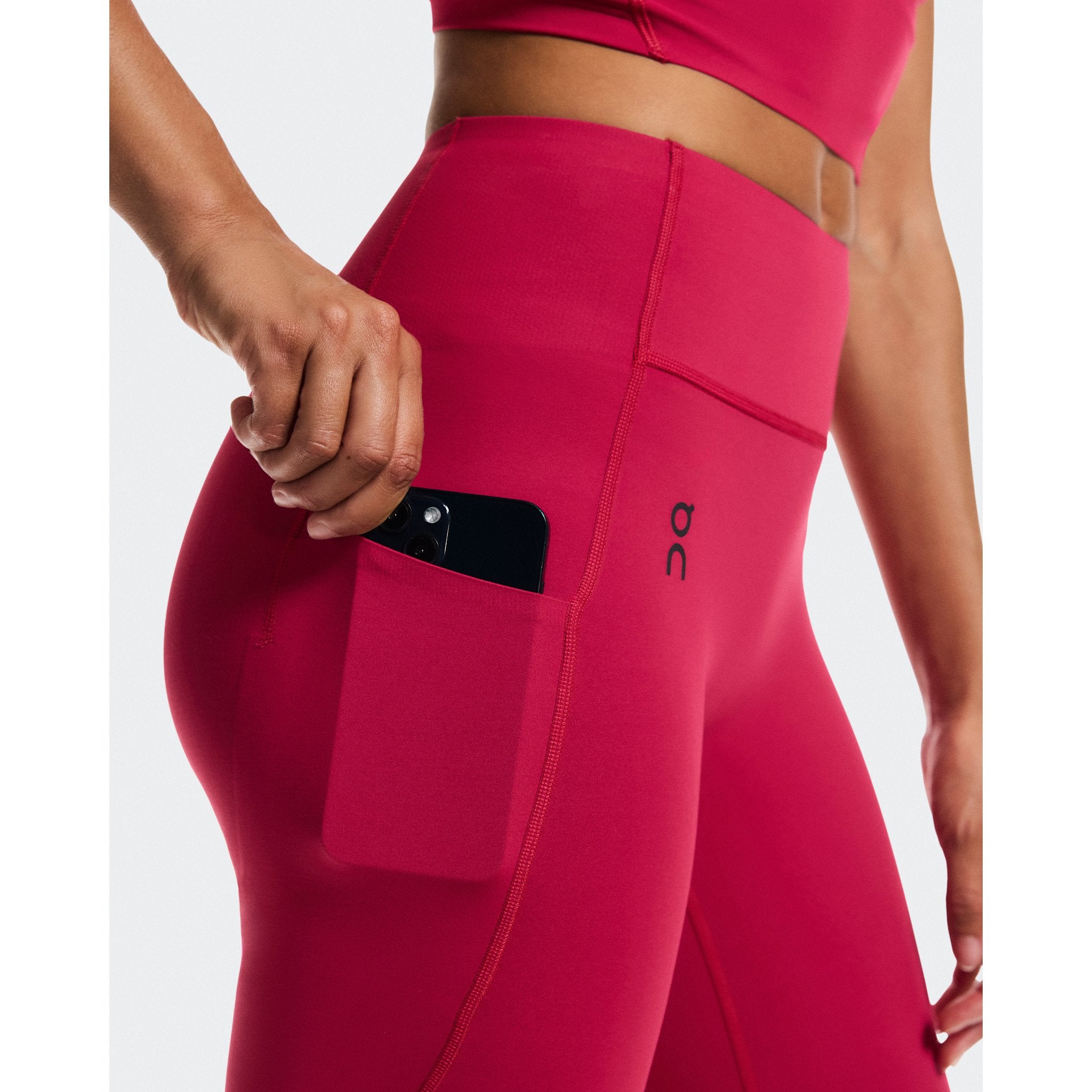 On Studio Tights Short Grenadine
