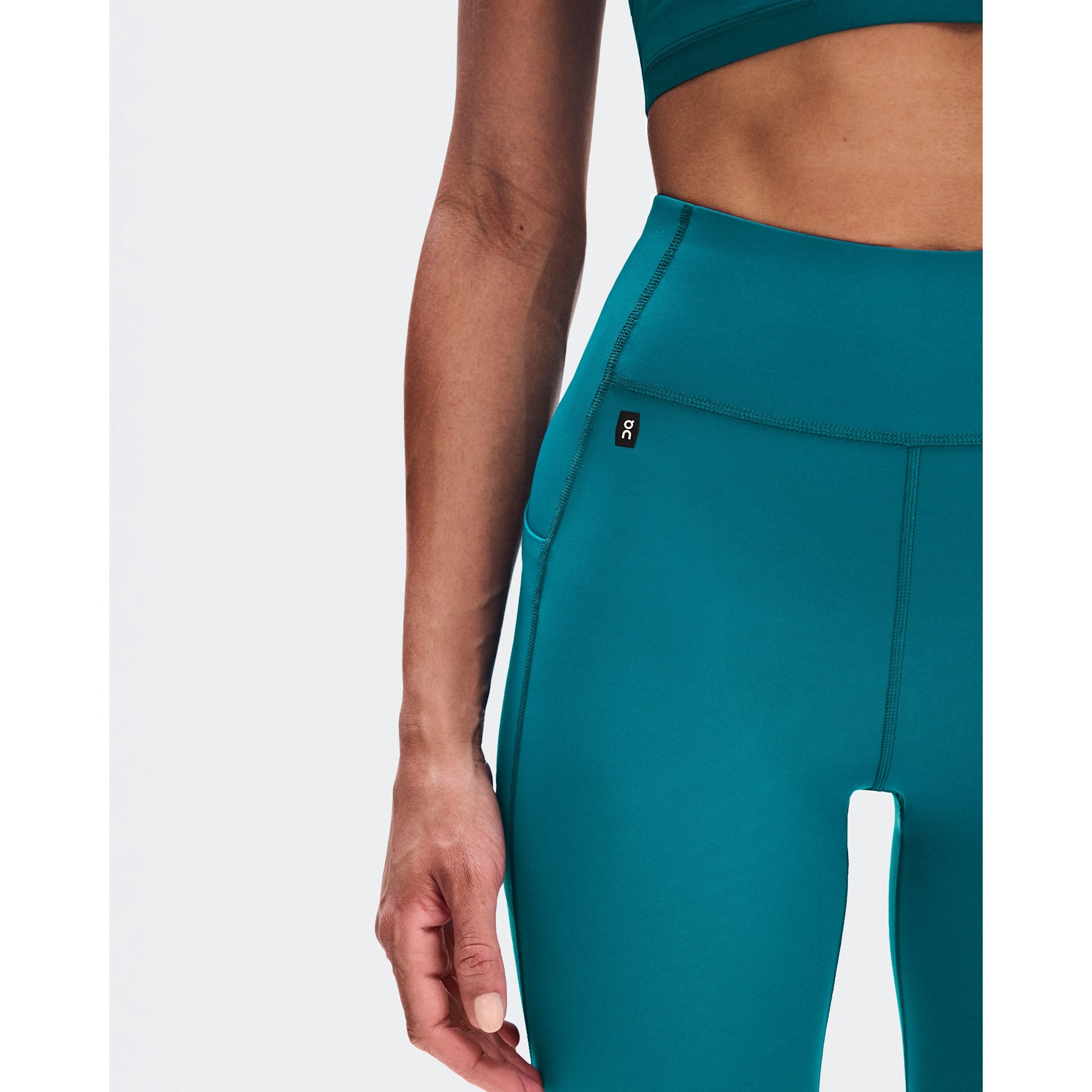 On Train Tights 7/8 Abyss