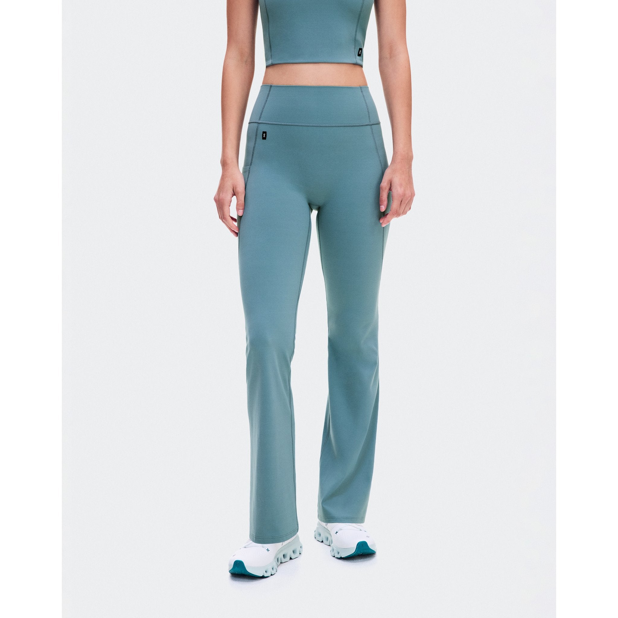 On Studio Flared Pants 30" Agave