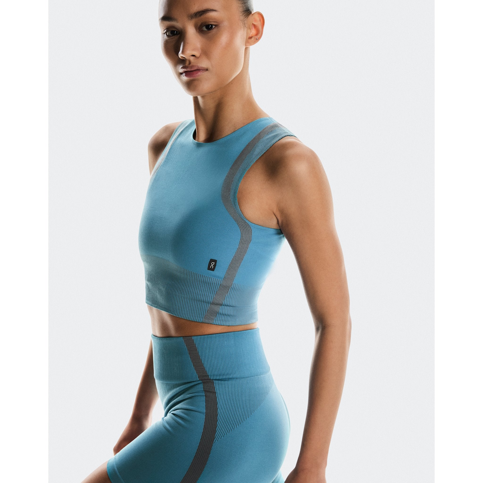 On Studio Knit Crop Niagara | Rock