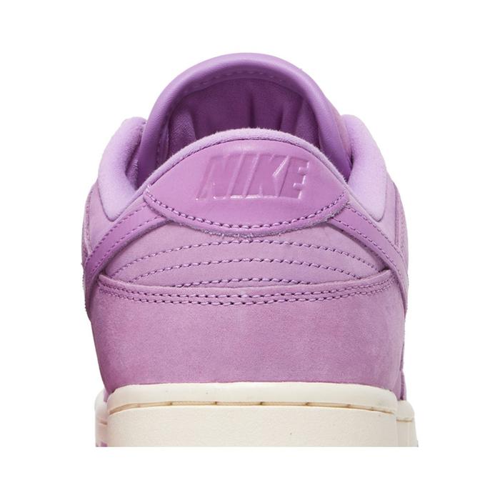 Nike Wmns Dunk Low Premium 'Rush Fuchsia'