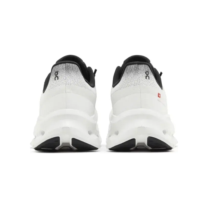 On Running Cloudtilt 'Black Ivory'