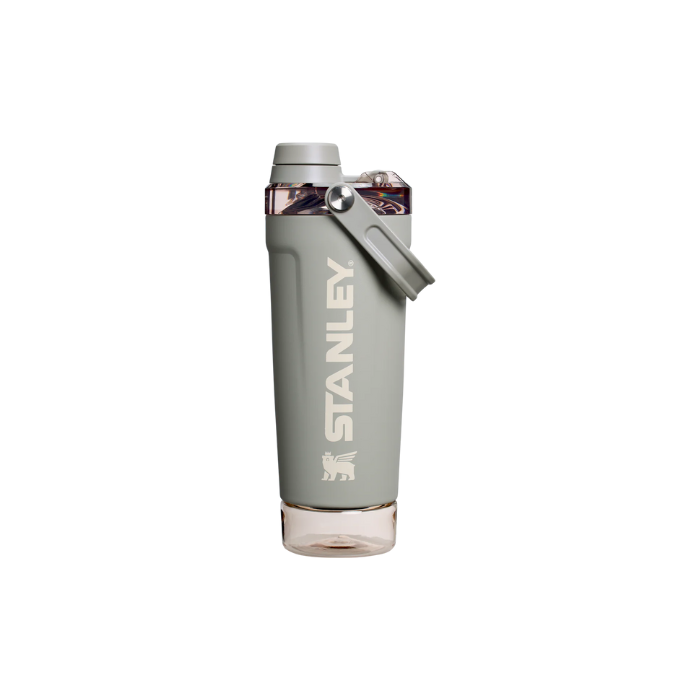 Stanley The Activate Shaker Bottle 20 OZ