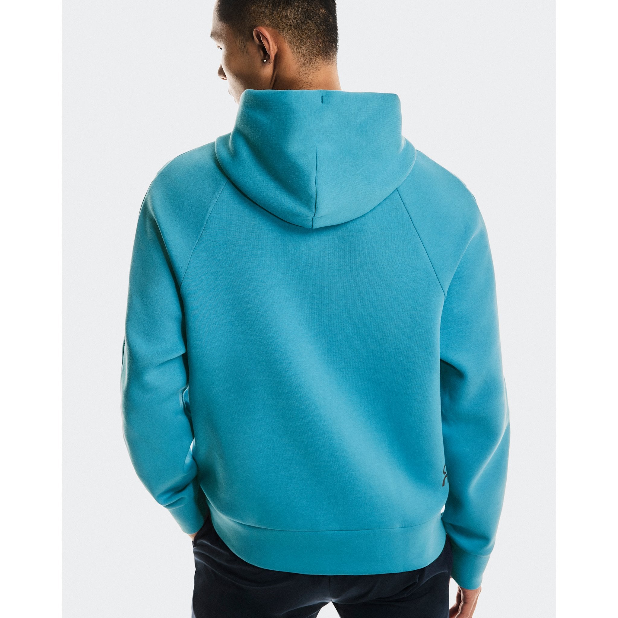 On Focus Tech Hoodie Niagara