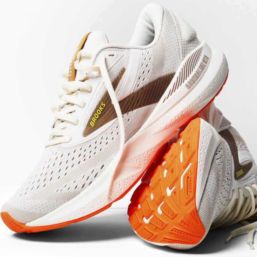 Brooks Adrenaline GTS 24 Coconut/Portabella/Orange