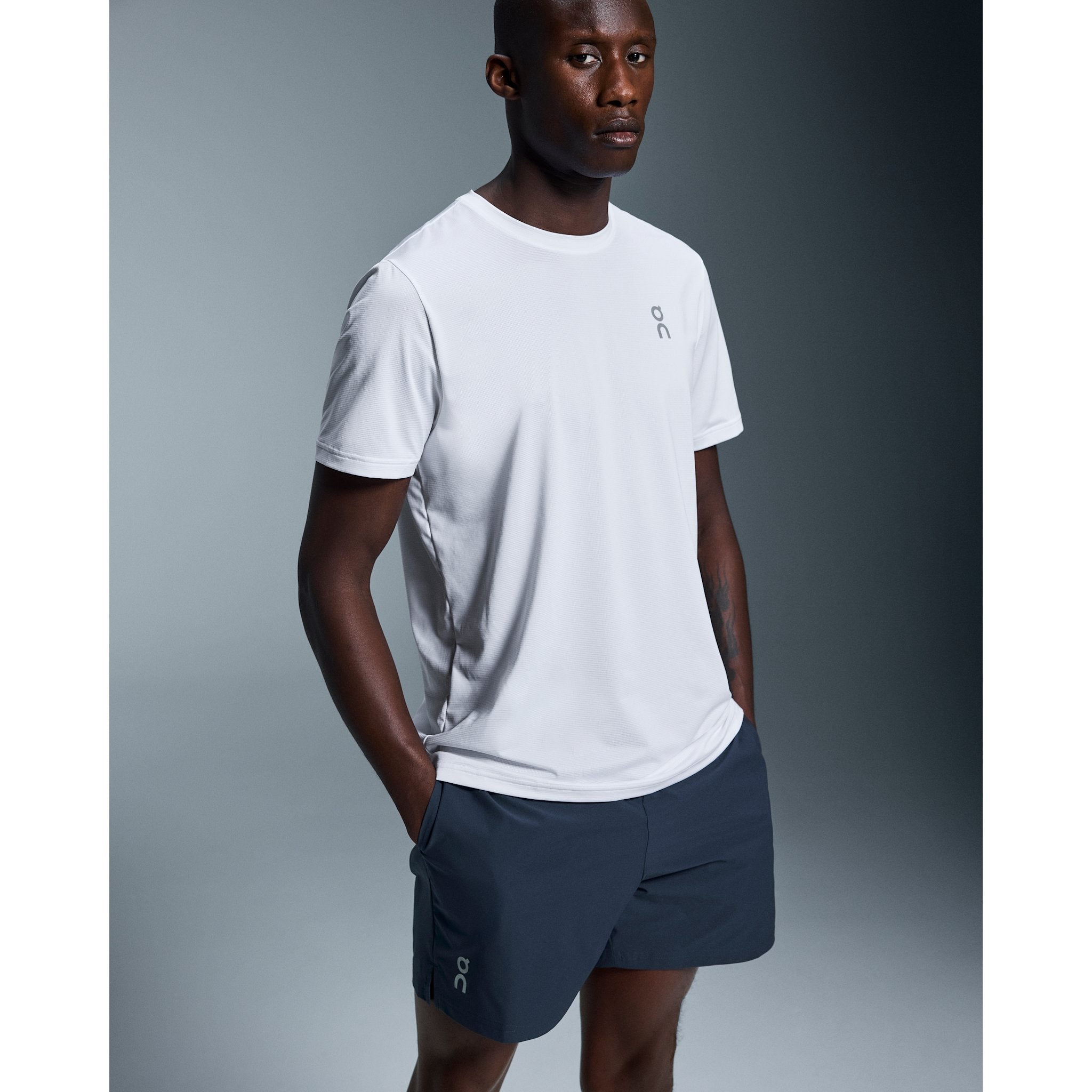 On 7" Core Shorts Midnight