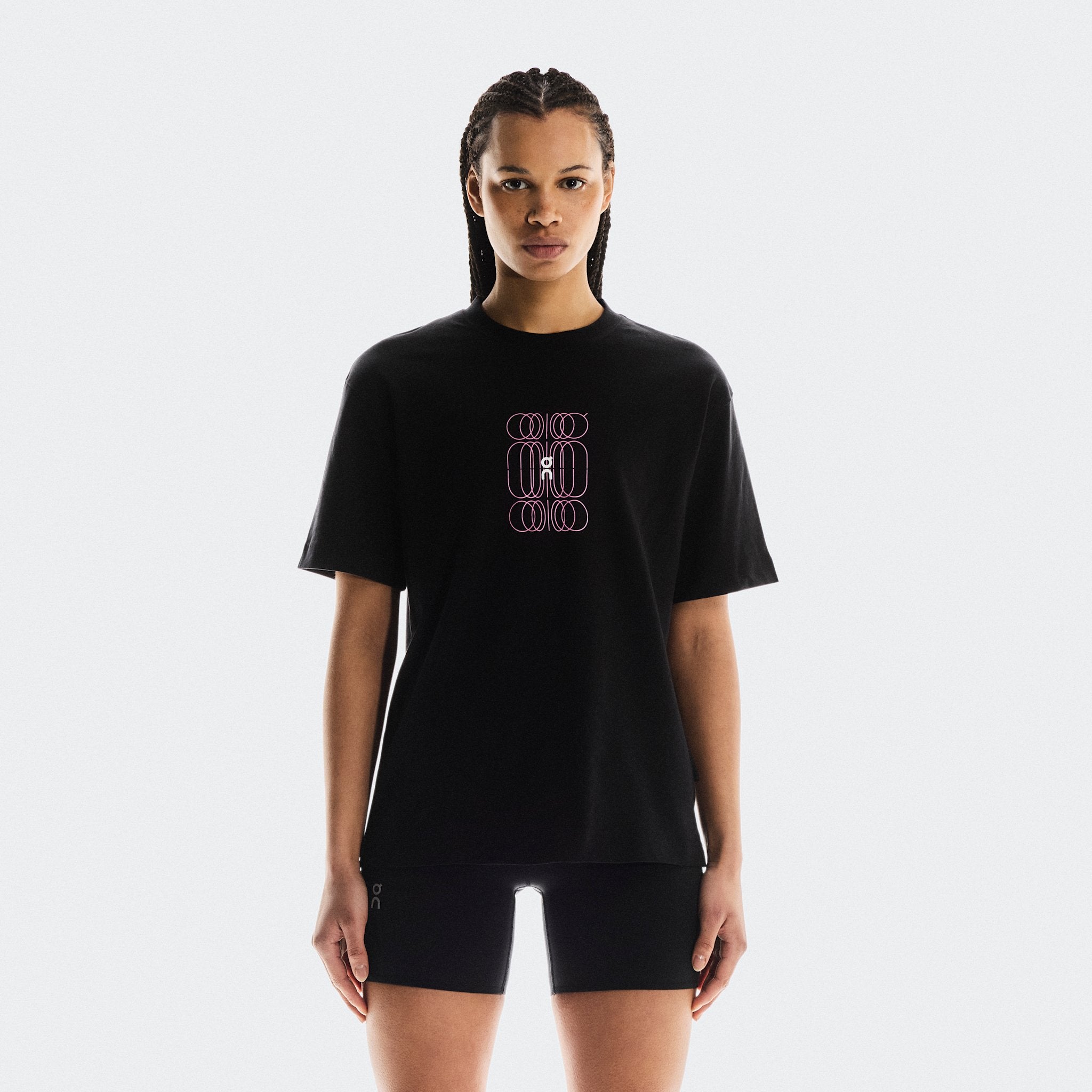 On Club-T Graphic White | Black