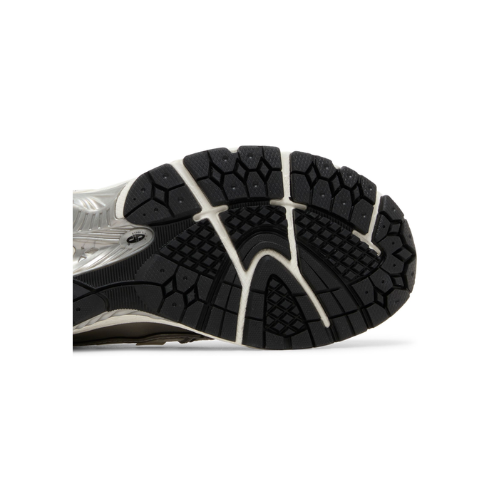 New Balance 1906R 'Silver Metallic Black'