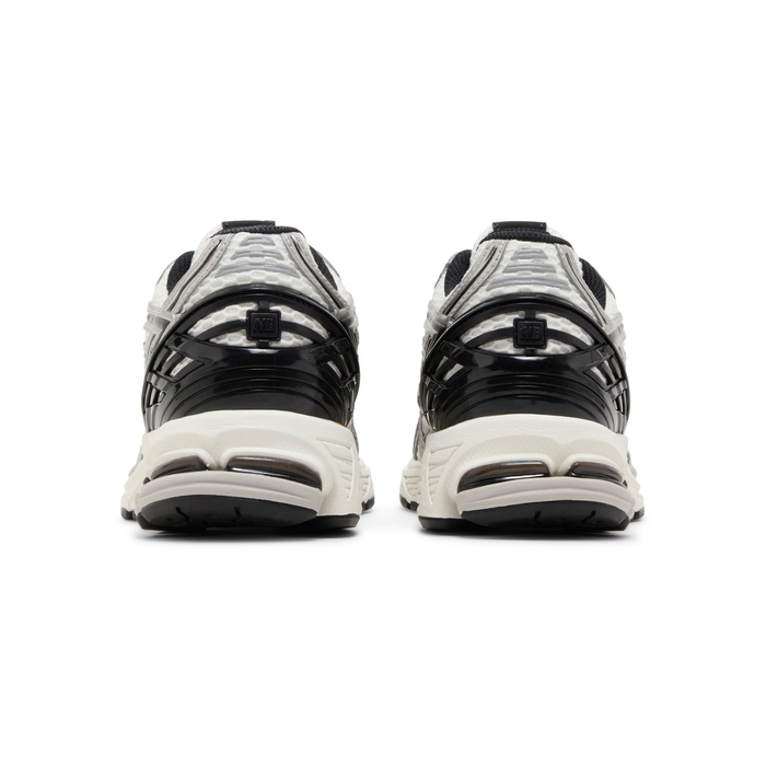 New Balance 1906R 'Silver Metallic Black'