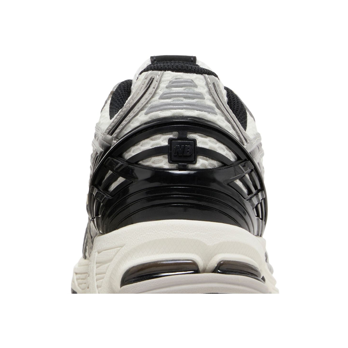 New Balance 1906R 'Silver Metallic Black'
