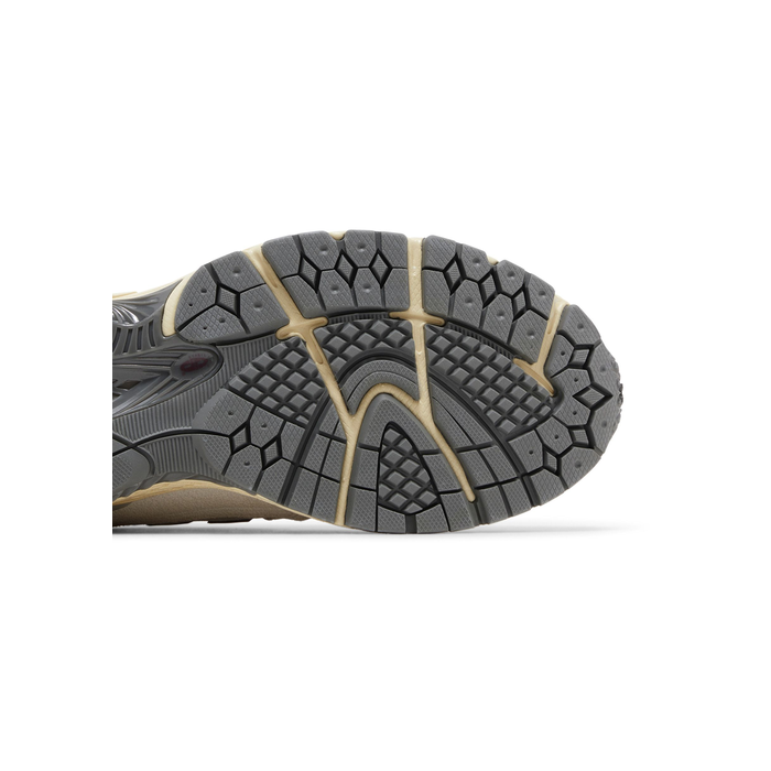 New Balance 1906R 'White Burgundy'