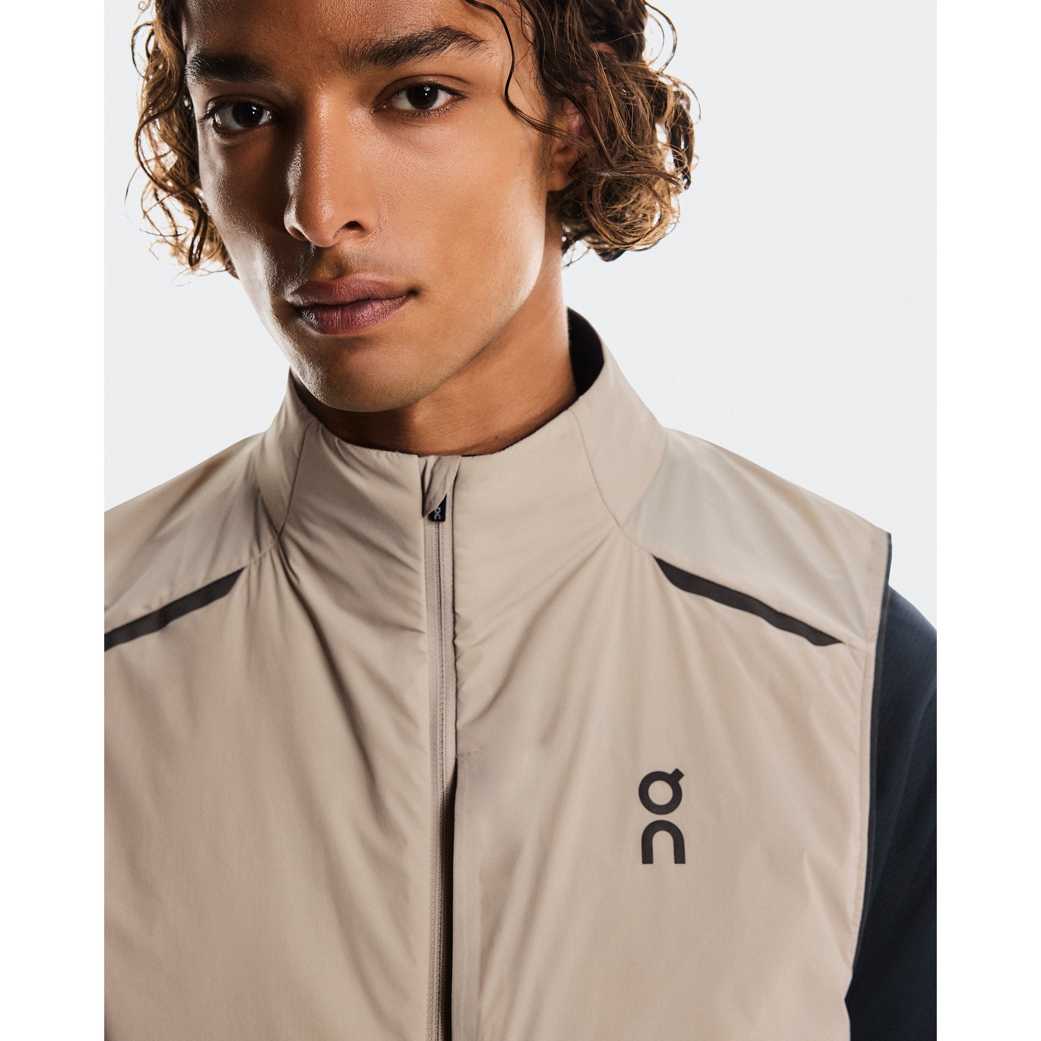On Weather Vest Desert | Eclipse