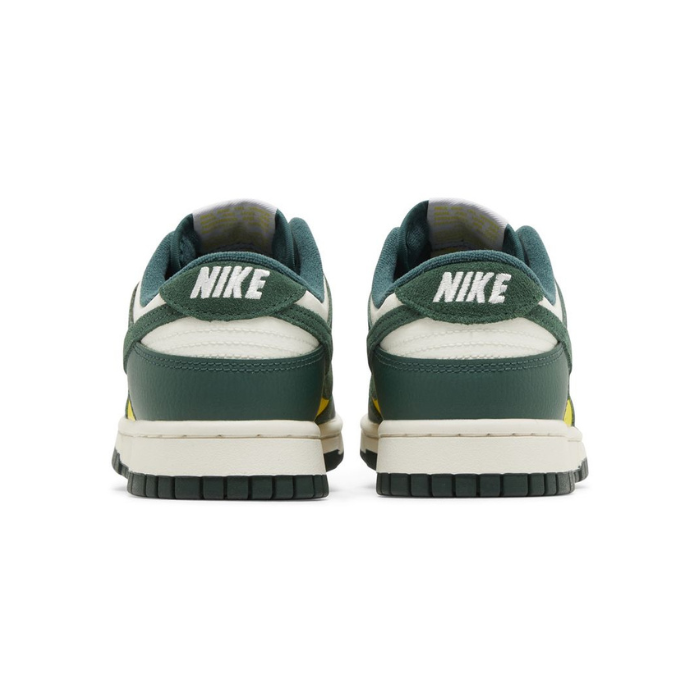 Nike Wmns Dunk Low 'Noble Green'