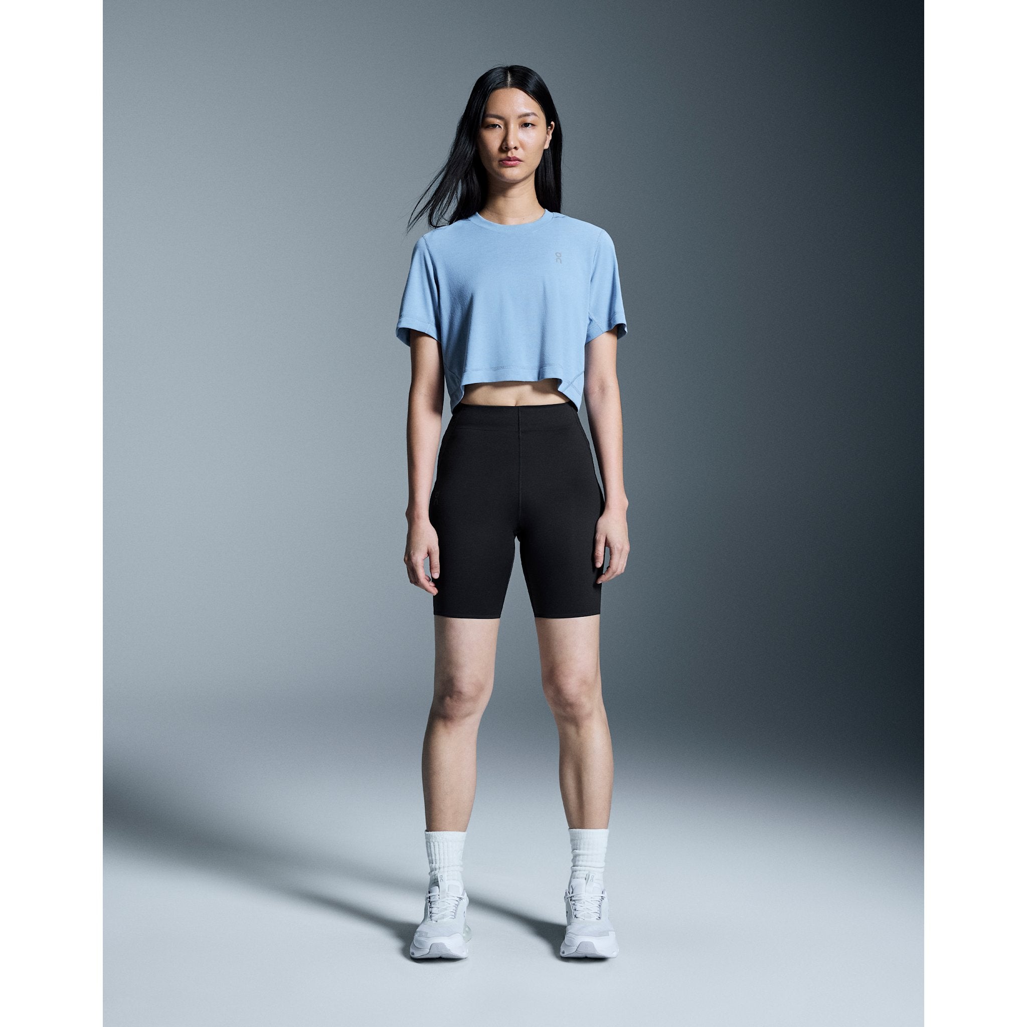 On Train-T Crop Chambray