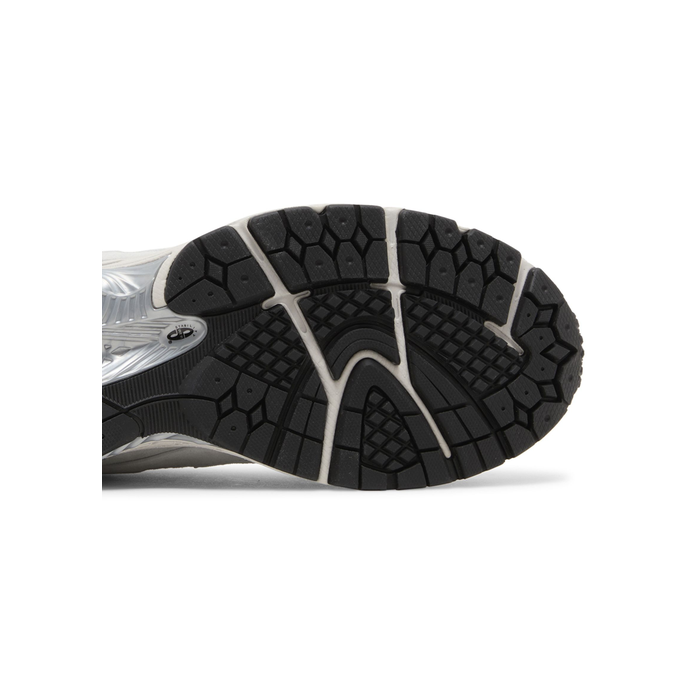 New Balance 2002R 'Black Grey'