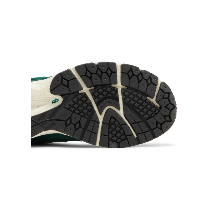 New Balance 2002R 'Suede Pack - Forest Green'