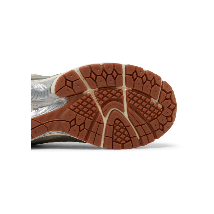 New Balance atmos x 2002R 'Oasis'