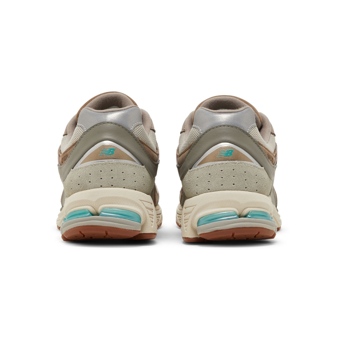 New Balance atmos x 2002R 'Oasis'