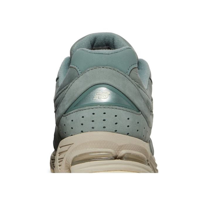 New Balance Kith x 2002R 'Pistachio'