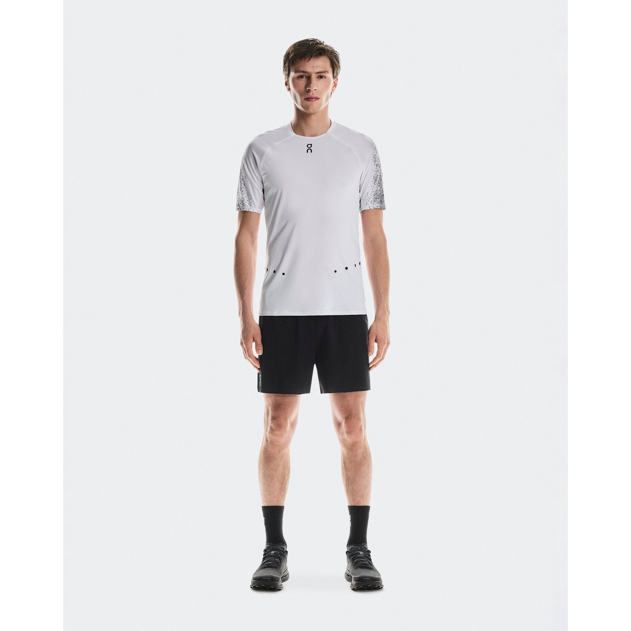 On Ultra-T White | Iron