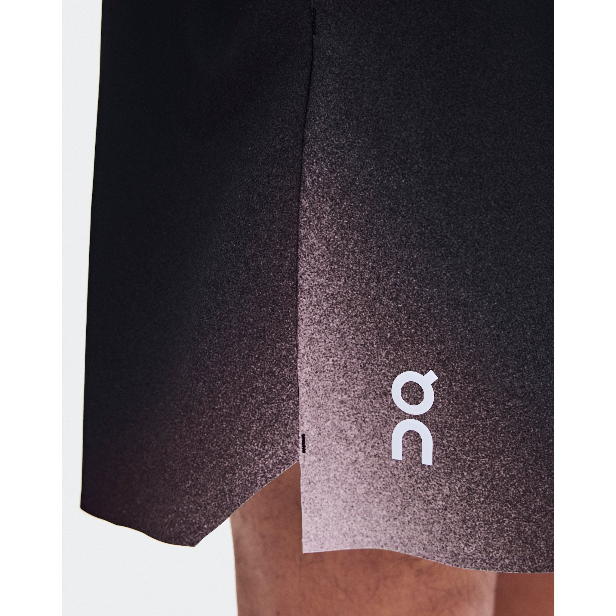 On 5" Court Shorts Swing Black | Mulberry