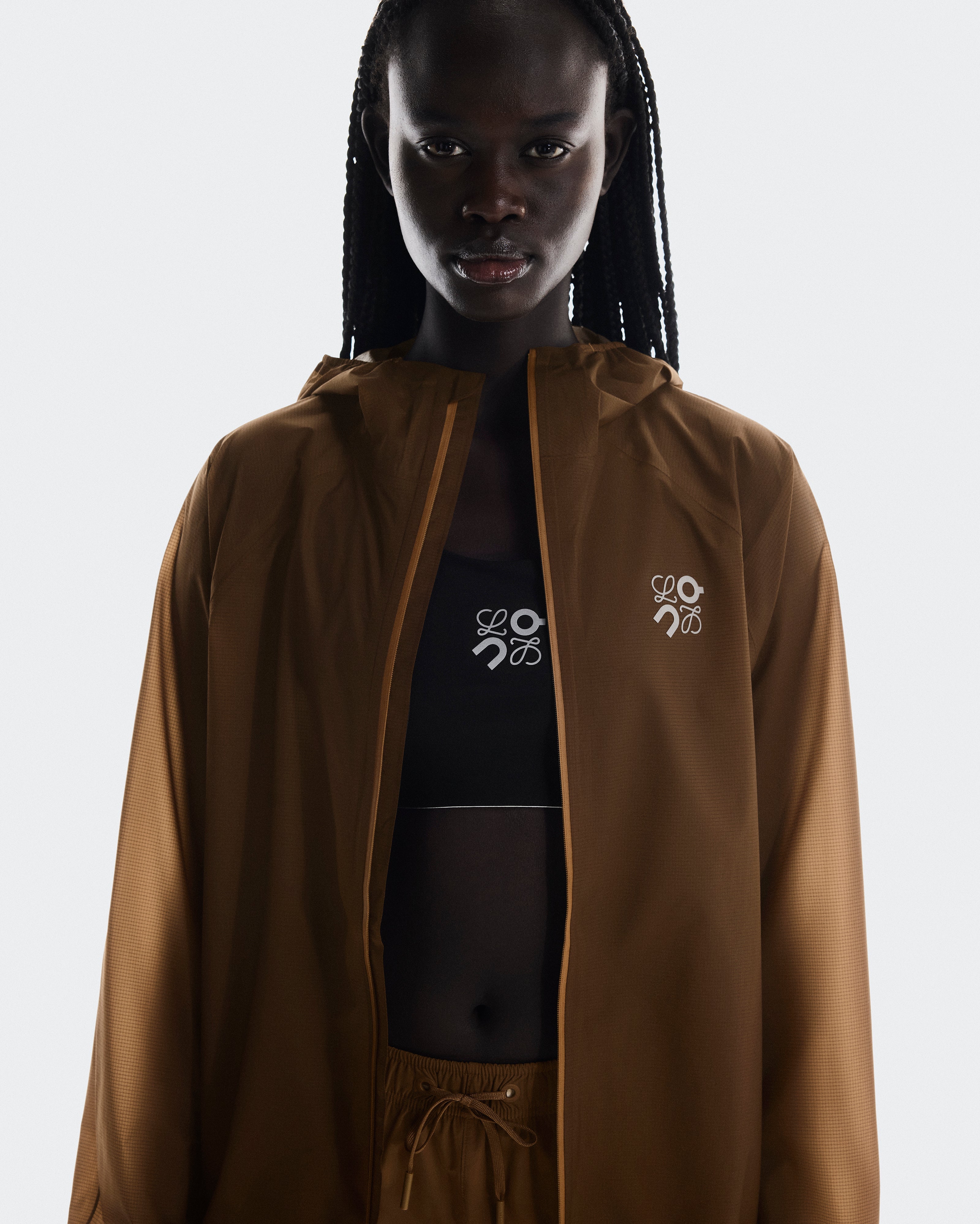 On Ultra Jacket Loewe Toffee