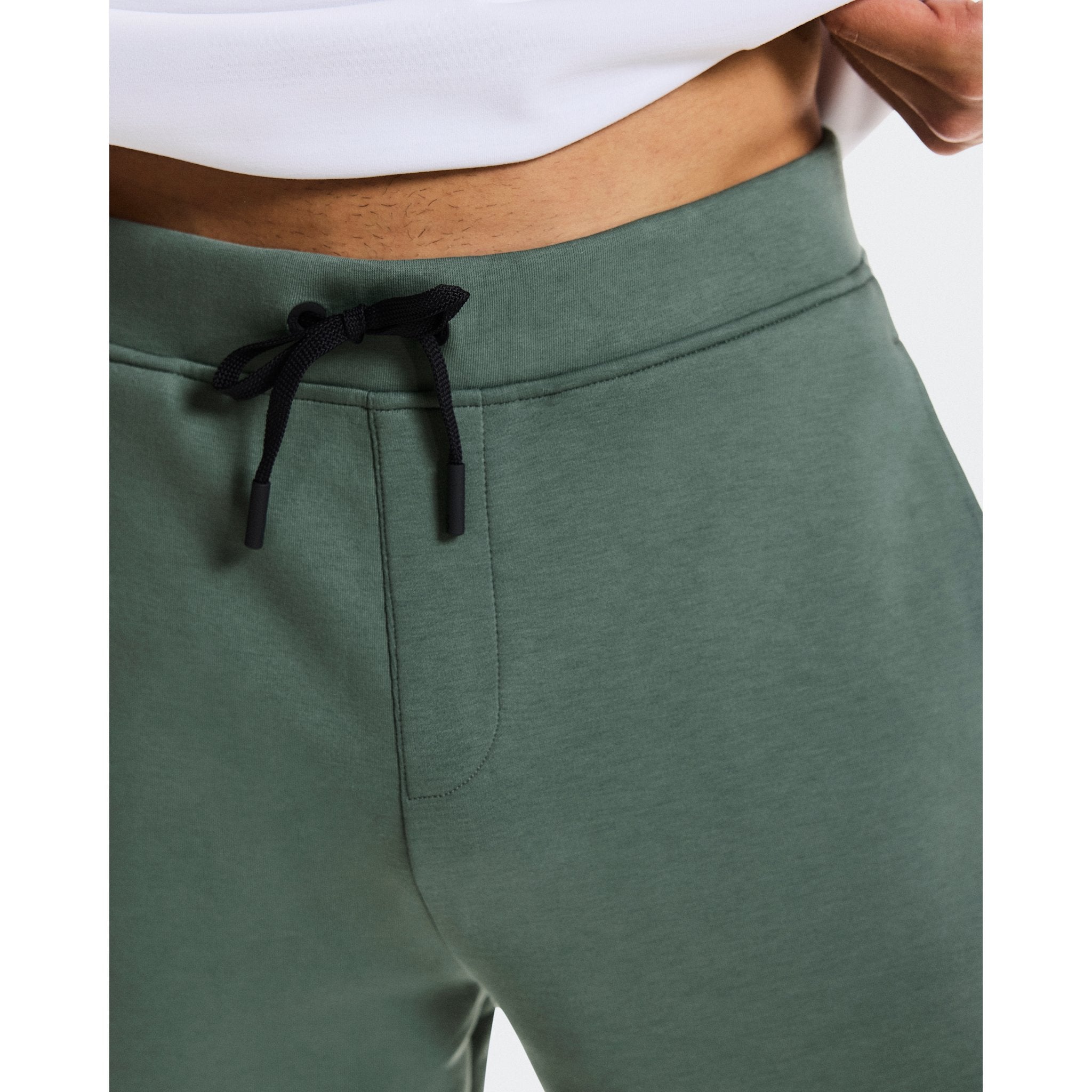 On Focus Tech Sweatpants Olive