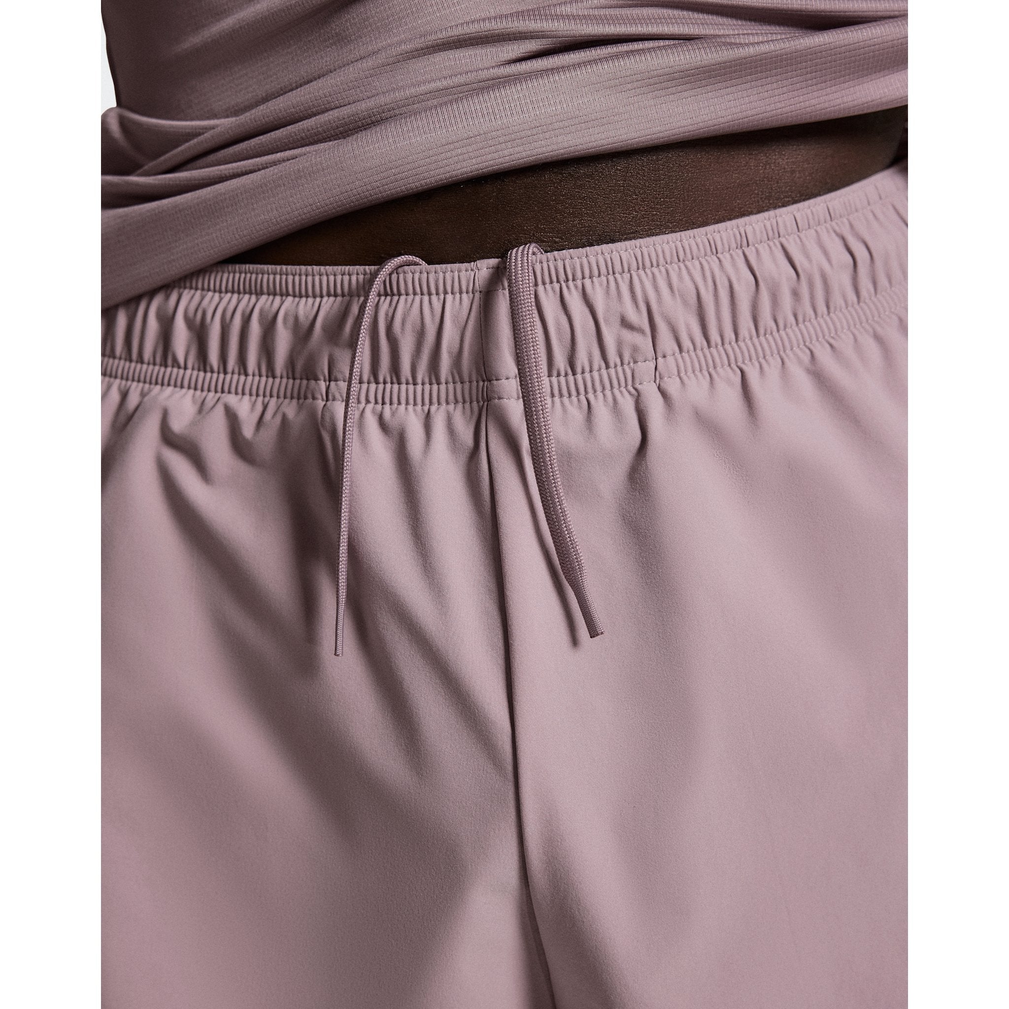 On 5" Core Shorts Heron