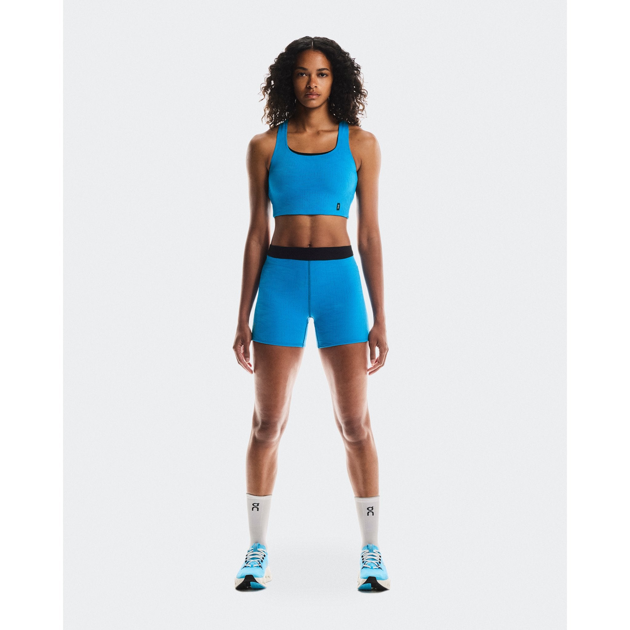 On Pace Tights Short Malibu