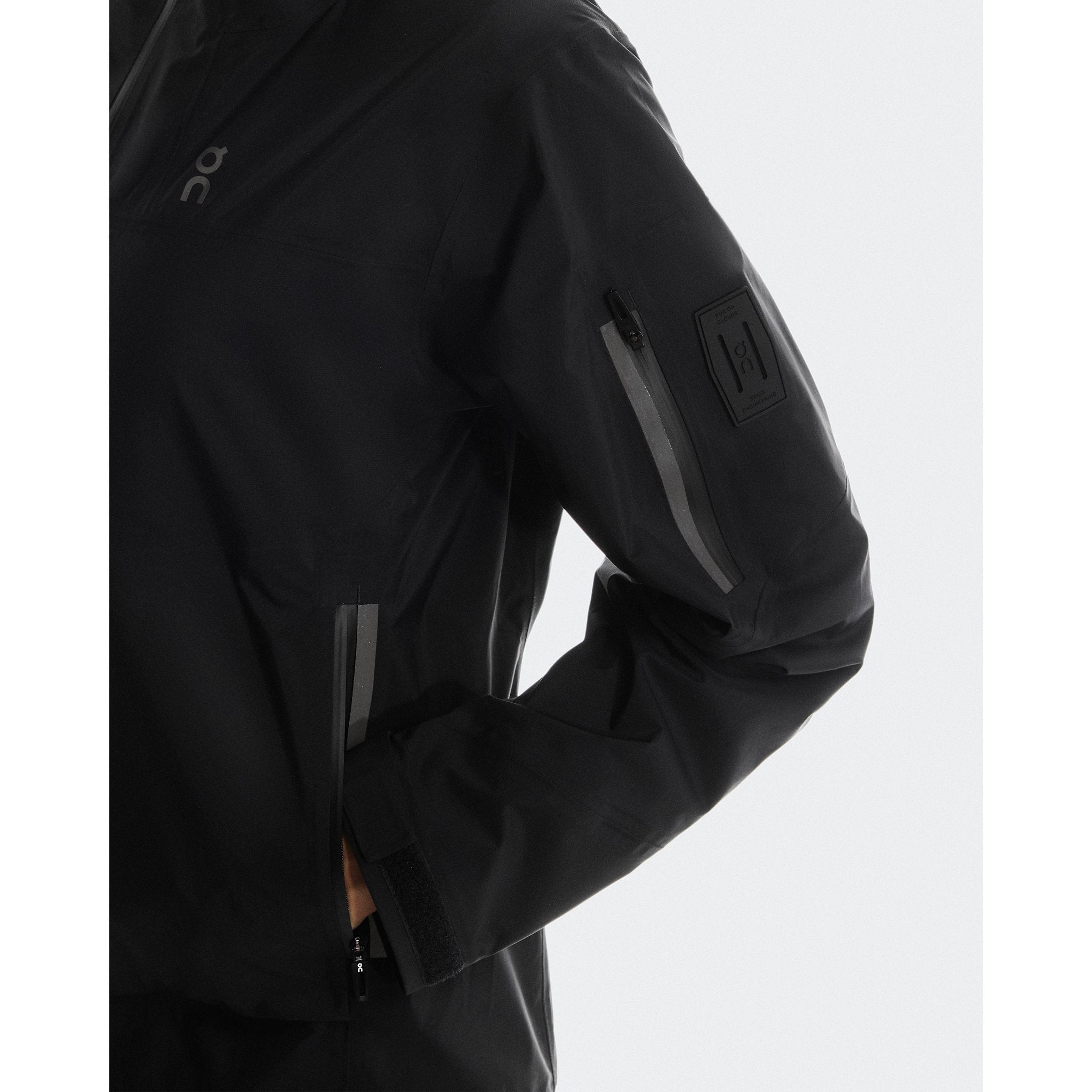 On Trek Jacket Black