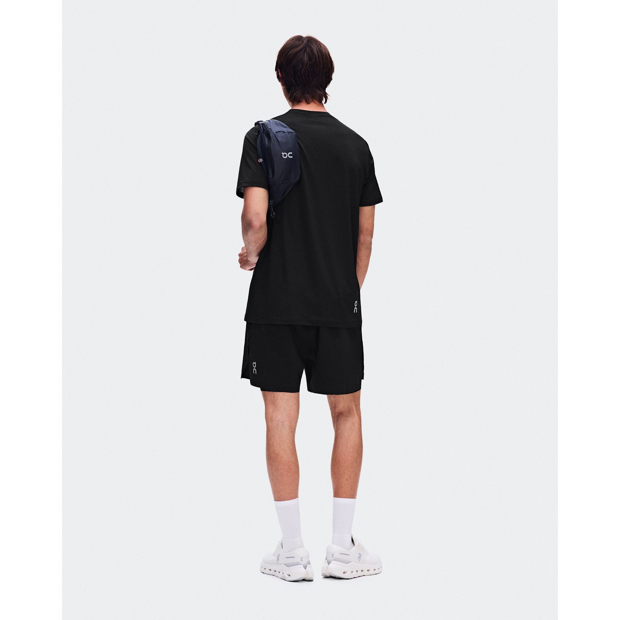 On Core-T Graphic Black