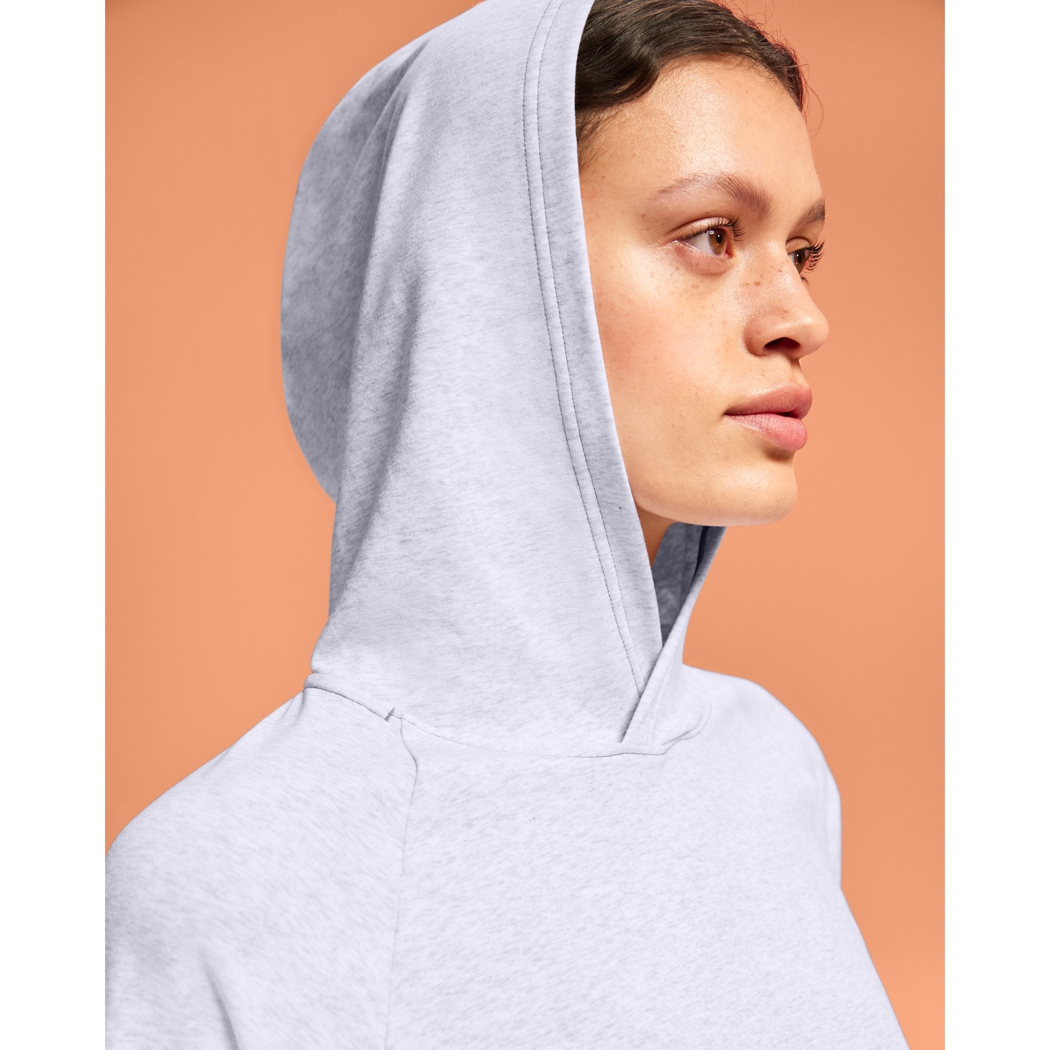 On Movement Hoodie Crater