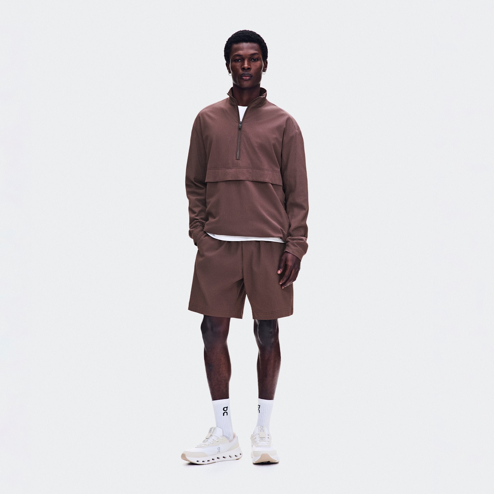 On Courtside Shorts Eaze Brume