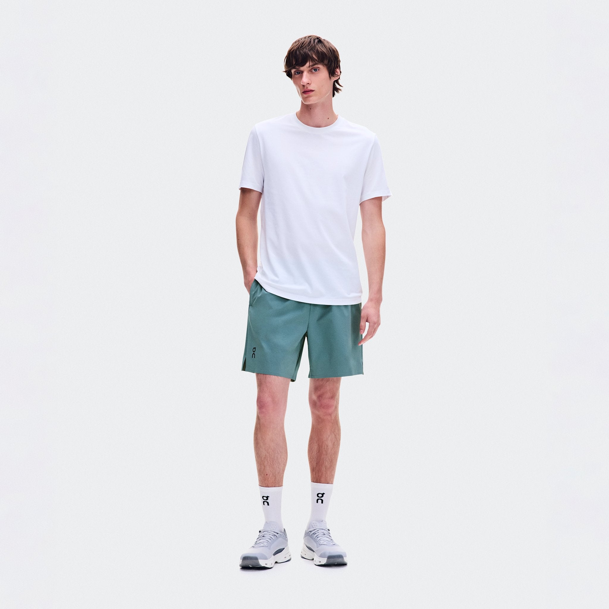 On Focus Shorts Agave