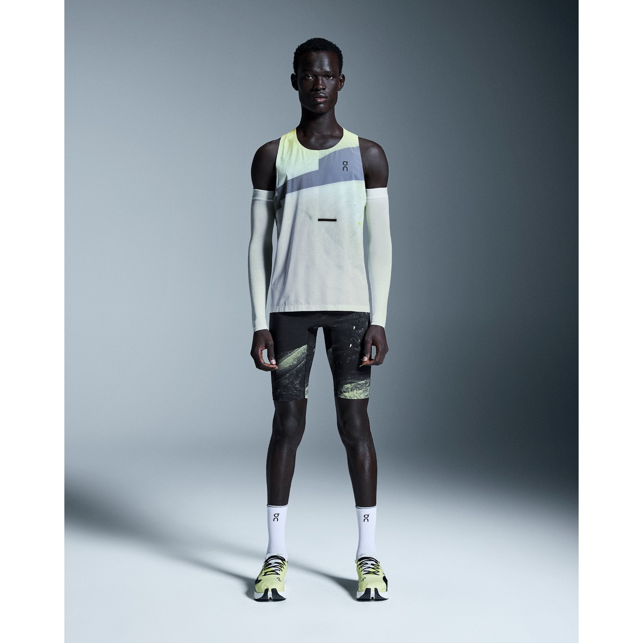 On Race Singlet Limelight | Glacier