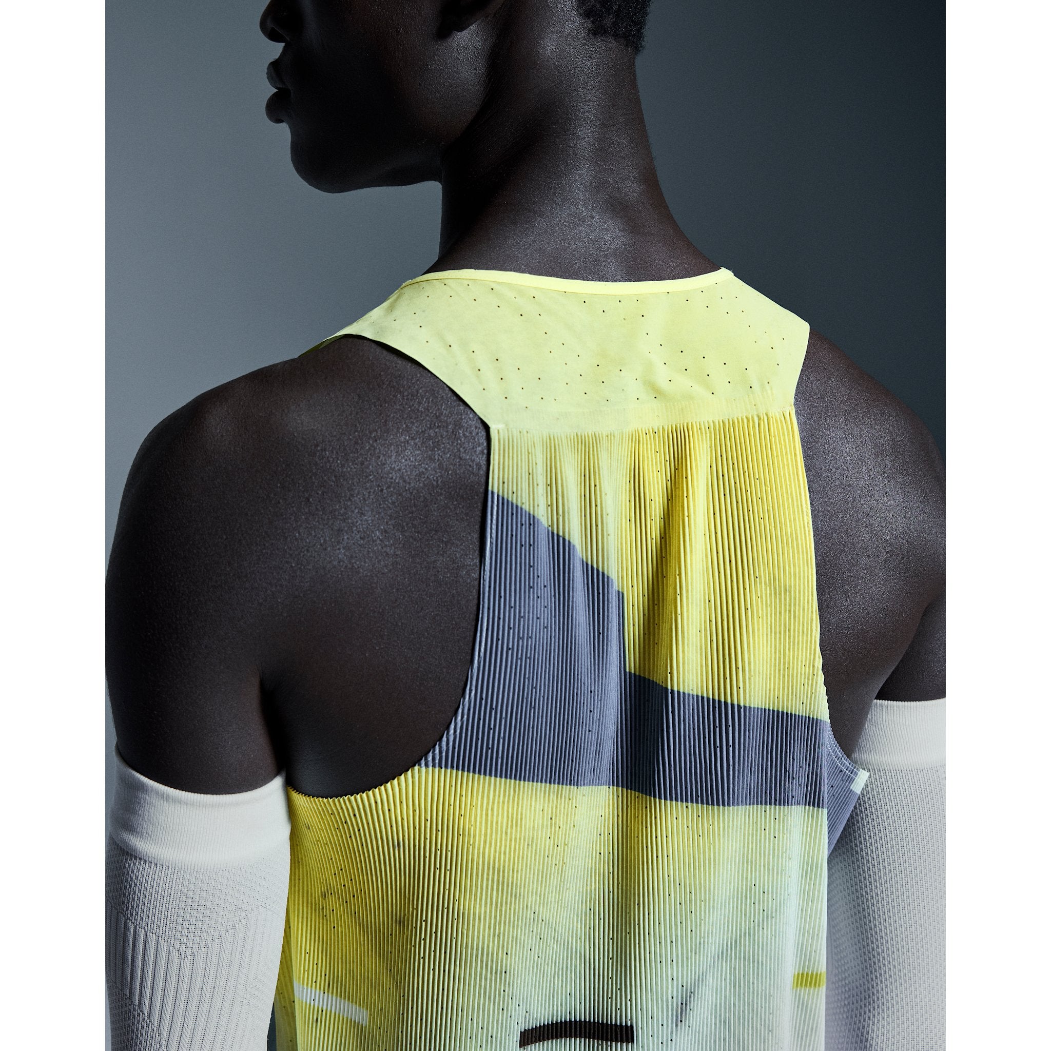 On Race Singlet Limelight | Glacier