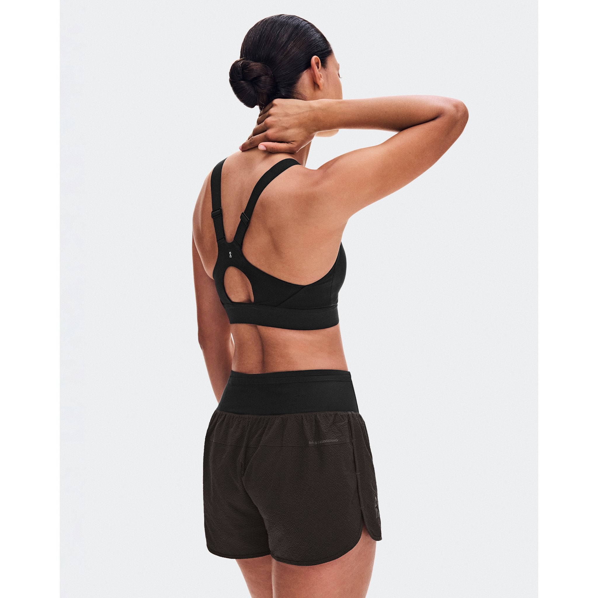 On Performance Volt Shorts Espresso