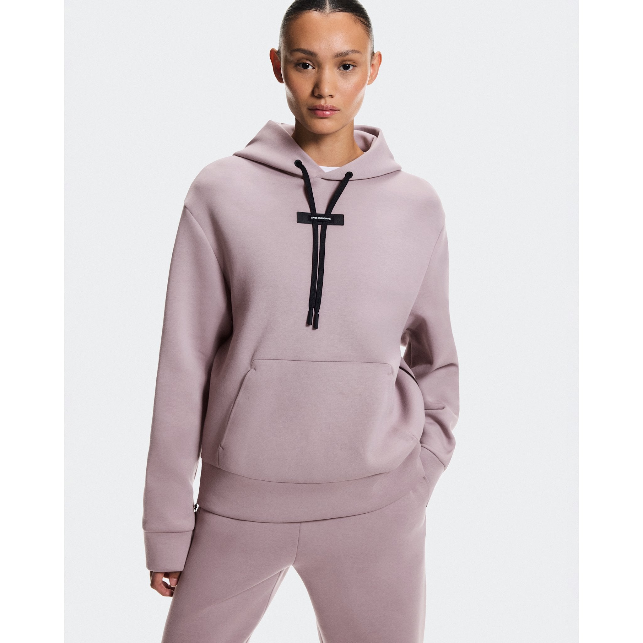On Focus Tech Hoodie Heron