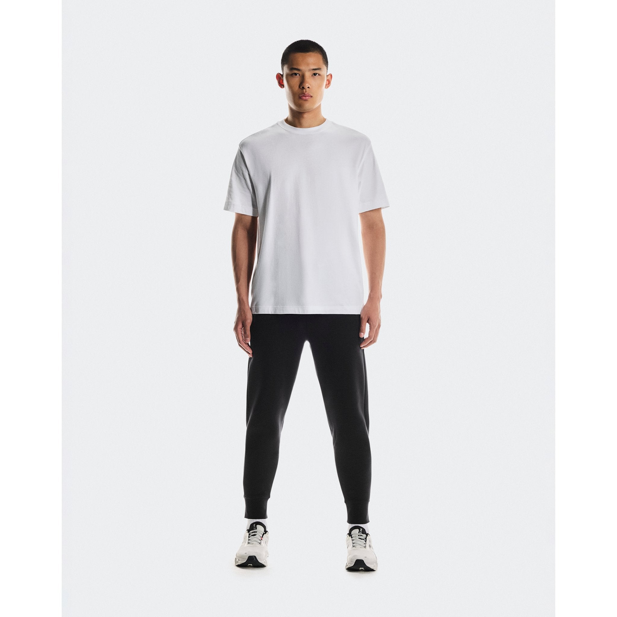 On Focus Tech Sweatpants Black