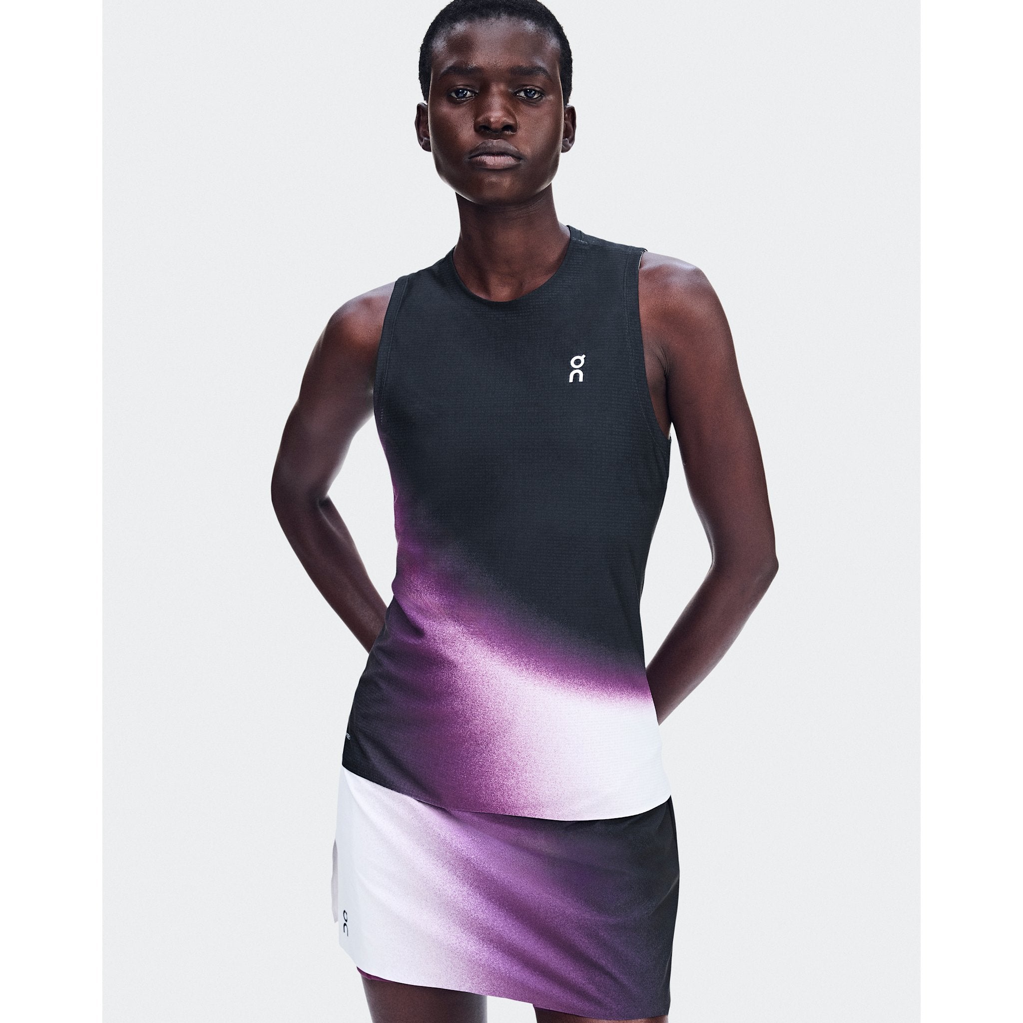 On Court Tank Swing Black | Cassis