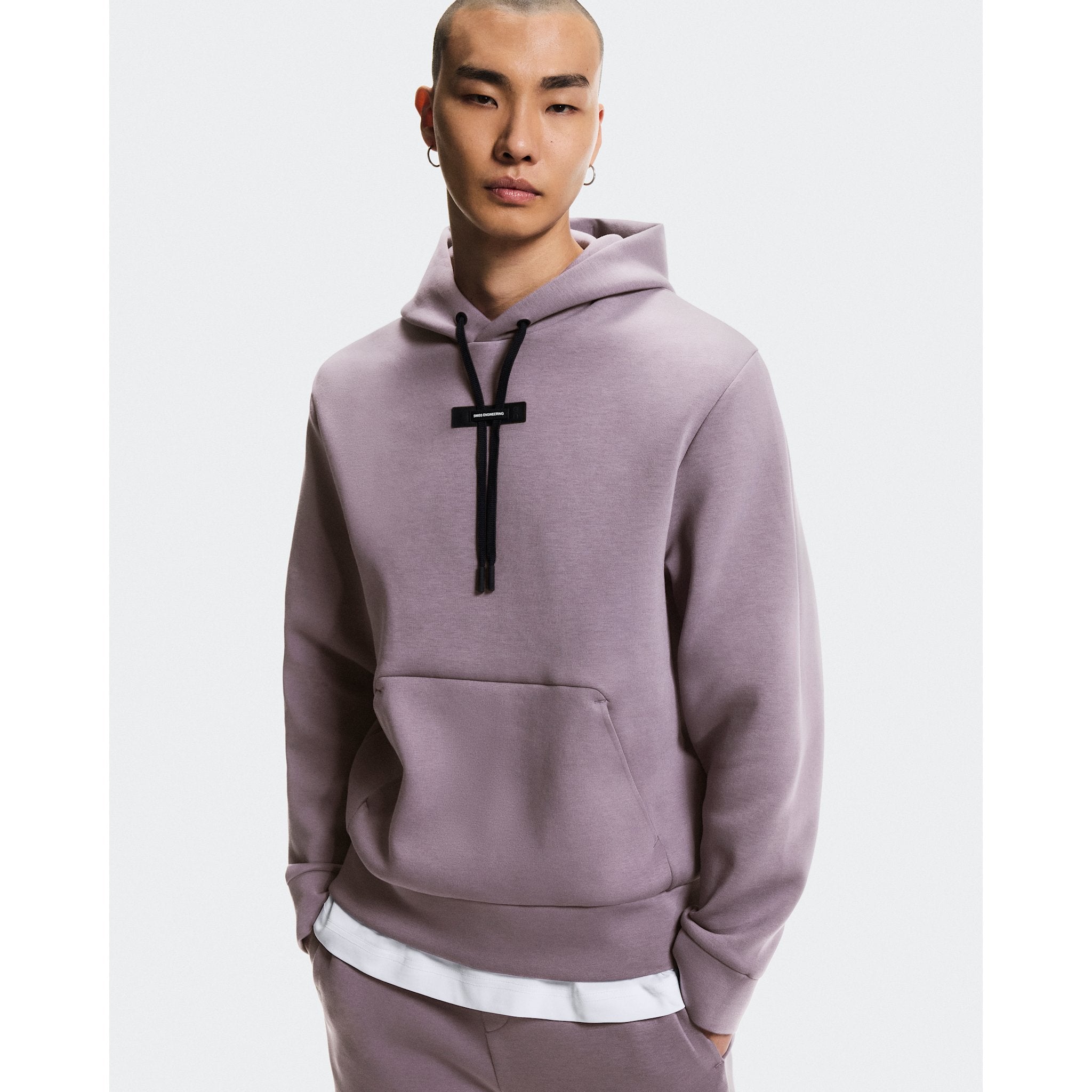 On Focus Tech Hoodie Dewberry