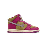 Nike Wmns Dunk High 'Dynamic Berry'