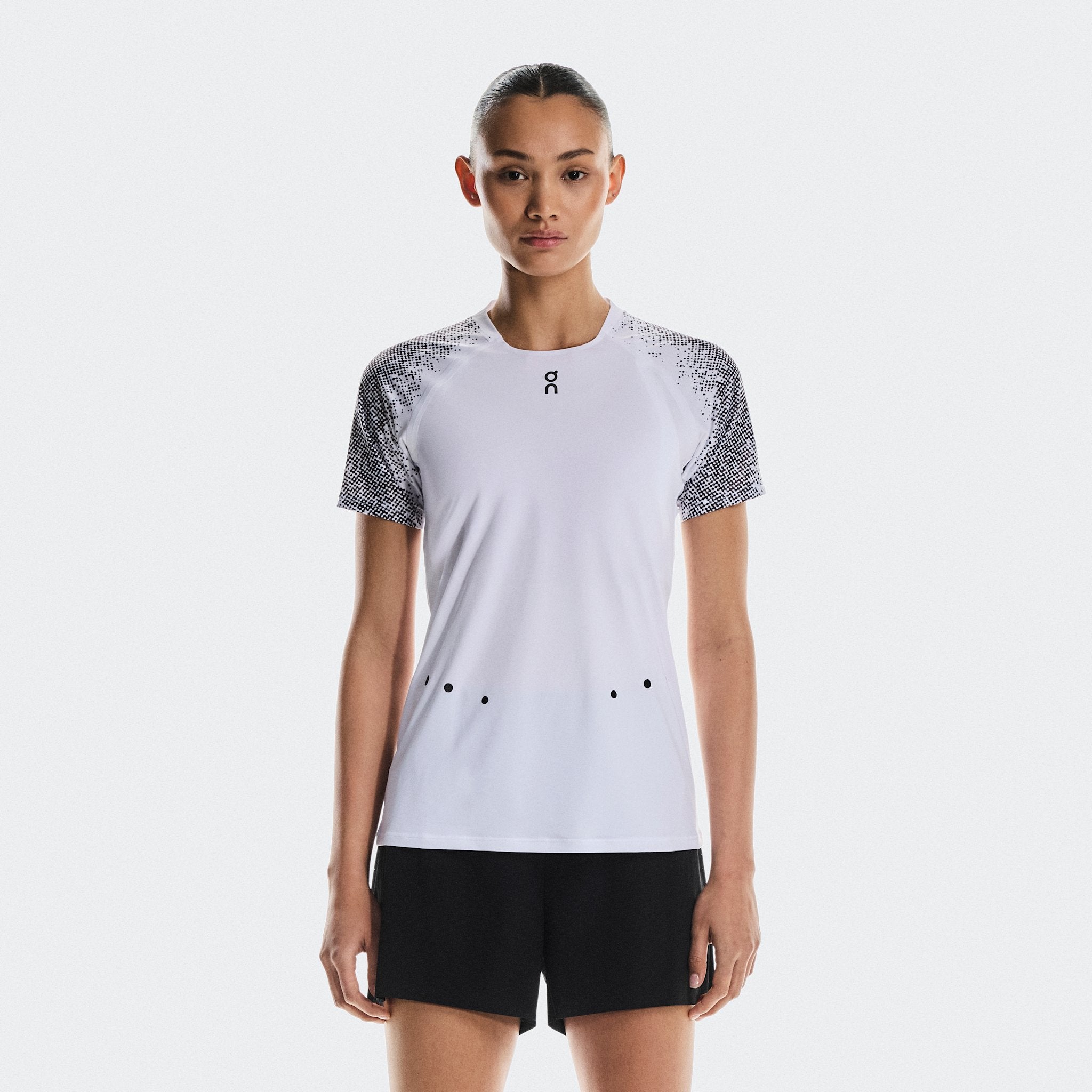 On Ultra-T White | Iron