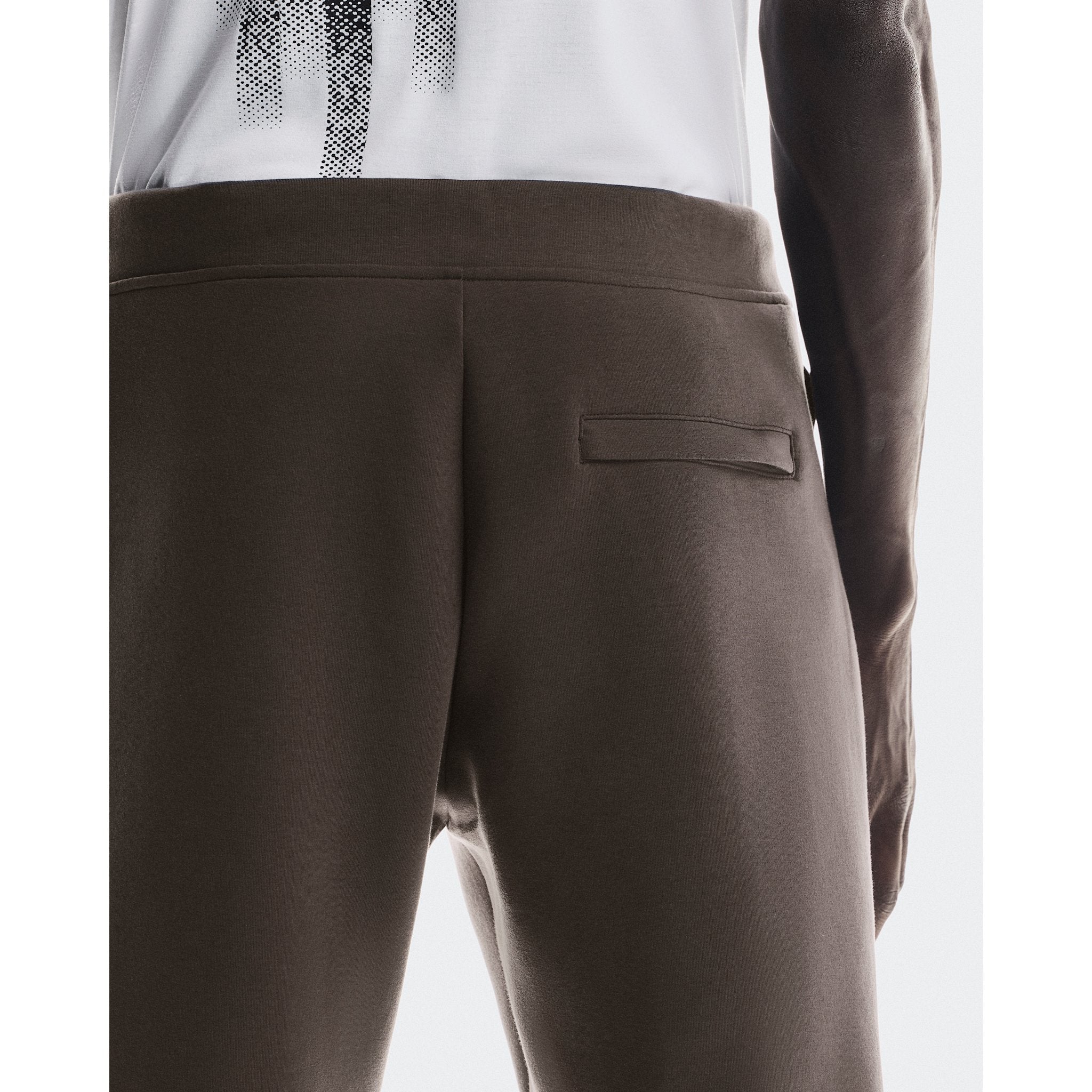 On Focus Tech Sweatpants Pebble